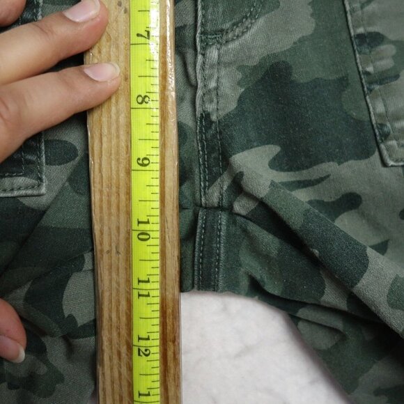 Universal Thread Straight Jeans Women's 4/27 Multicolor Camo High Rise Slim Fit - Picture 3 of 10